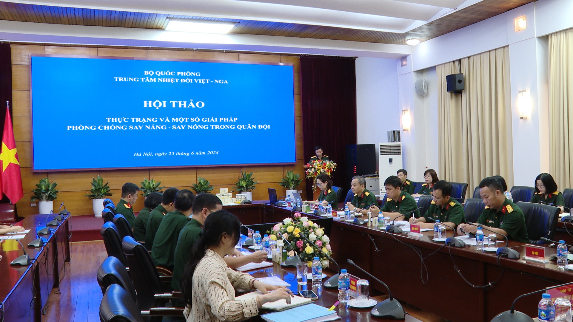 Hội thảo “Thực trạng và một số giải pháp phòng chống say nắng - say nóng trong quân đội”